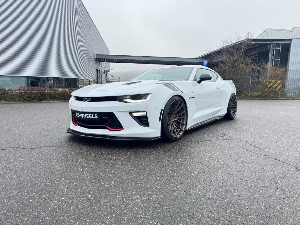 Wheelforce CF.4-FFR (Flowforged)  9,5x20 UC ET16, 11x20 UC ET32 5x120 (F-3625)